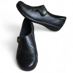 NWOT Women Clarks "Ashland Bend" Casual Shoe BLACK Size 8.5M